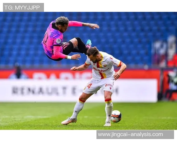 足总杯波尔图与莱比锡平局引发历史冷门全场沸腾瞬间回顾